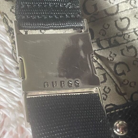 Clasic canvas messenger guess - Picture 5 of 7